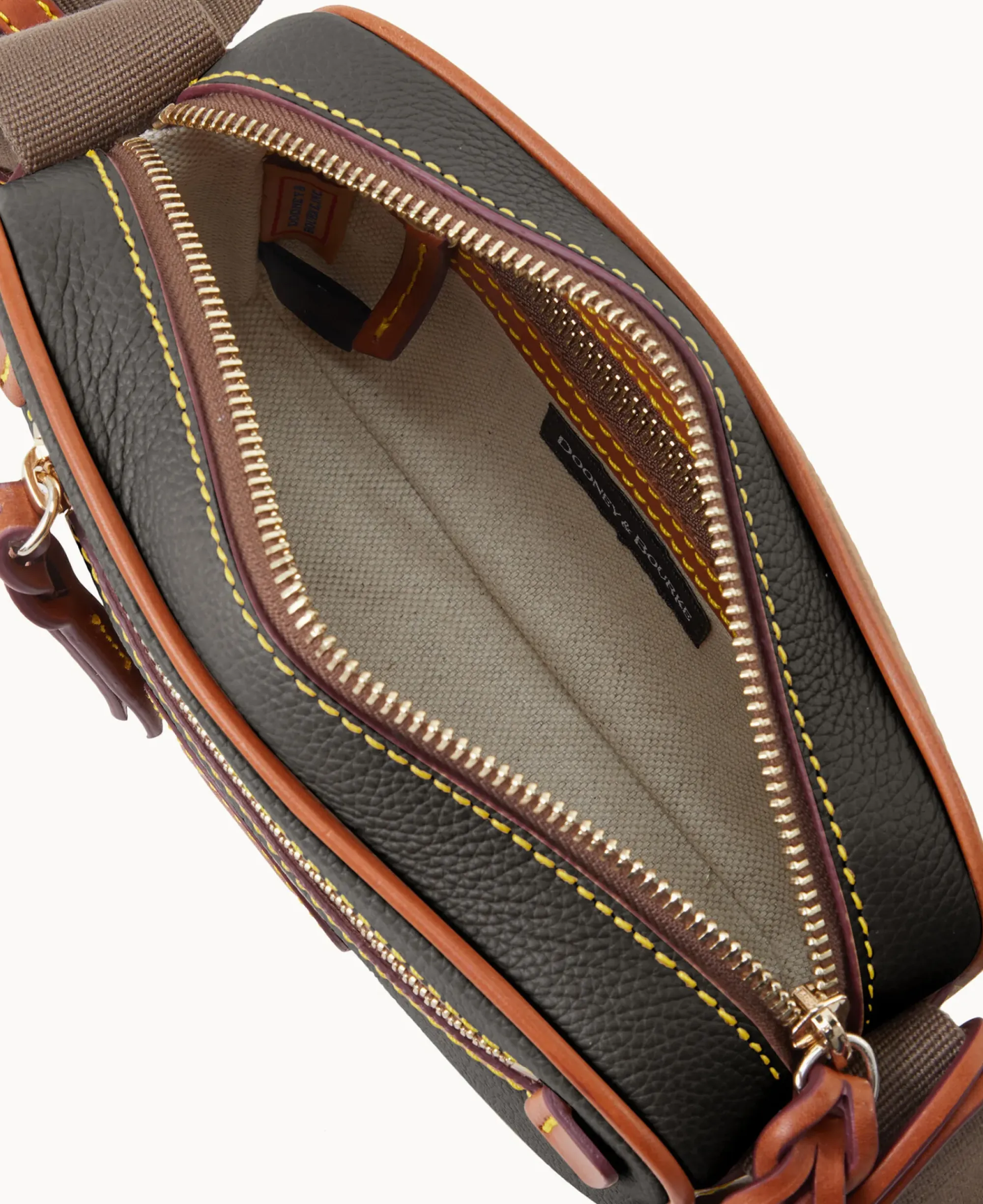 Dooney & Bourke Pebbled Leather|Mini Bags<All Weather Leather 3.0 Camera Crossbody 20 Black