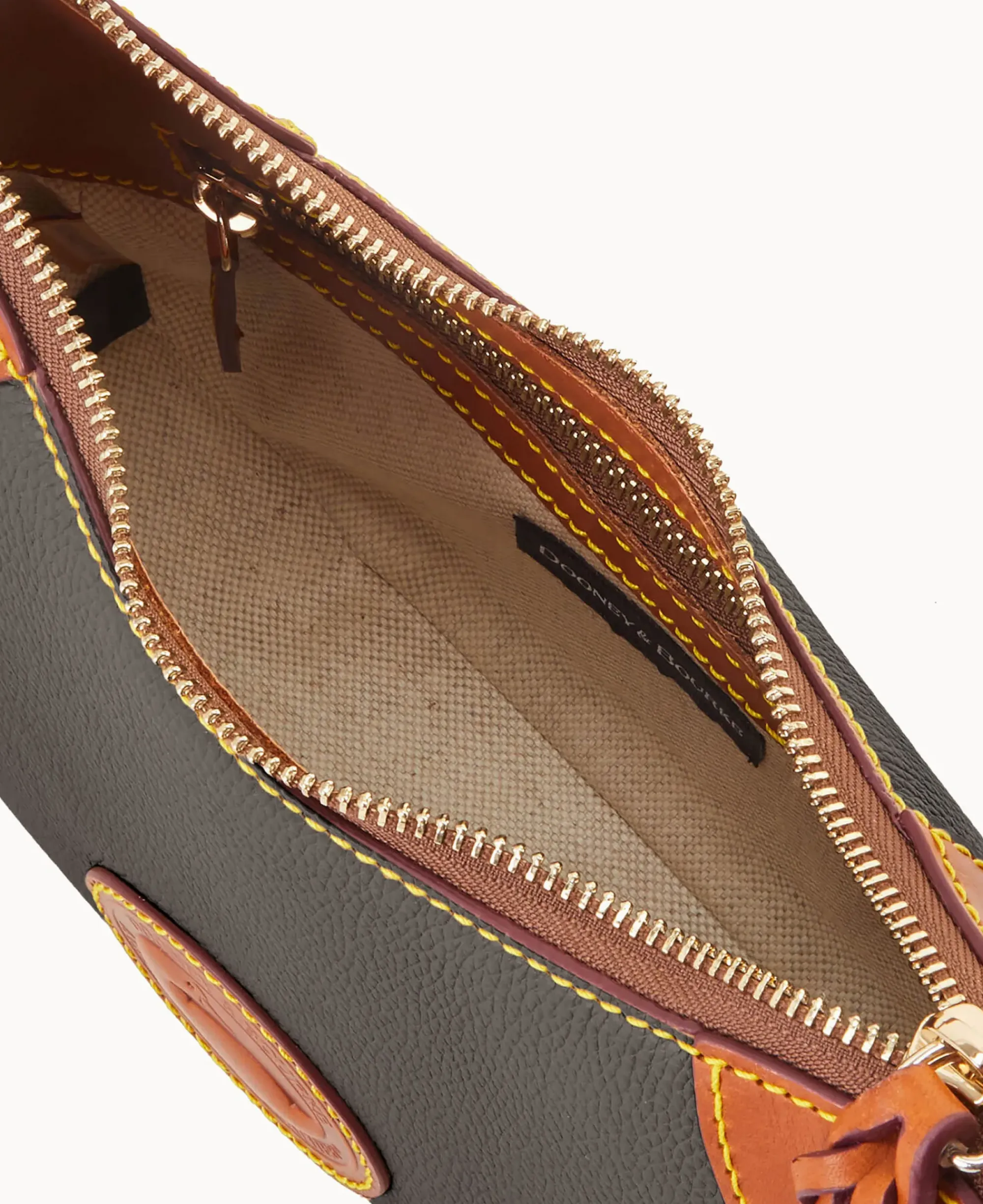 Dooney & Bourke Ready For the Getaway|Pebbled Leather<All Weather Leather 3.0 Demi Shoulder 22 Black