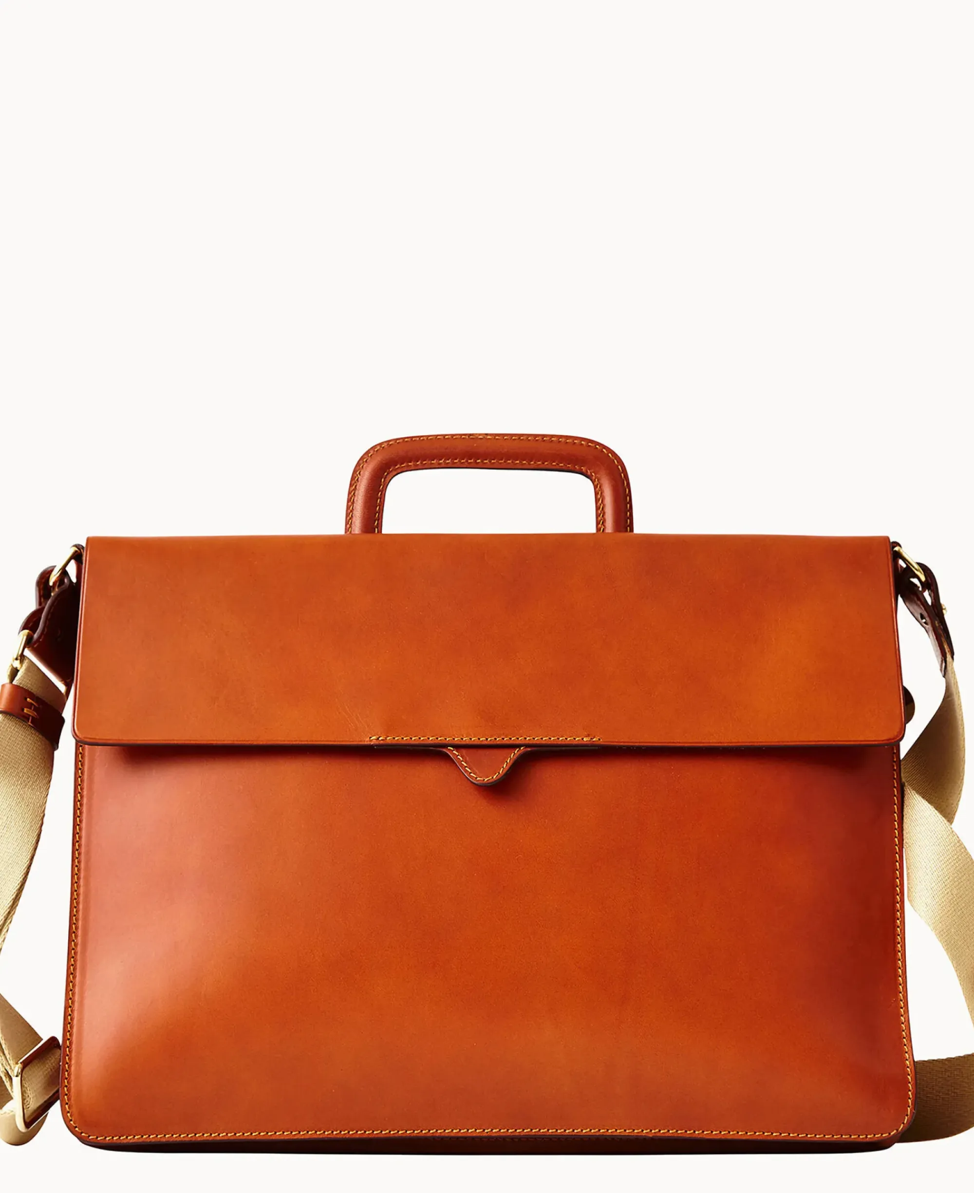 Dooney & Bourke The Alto Collection|Smooth Leather<Alto Hidden Handle Brief Saddle
