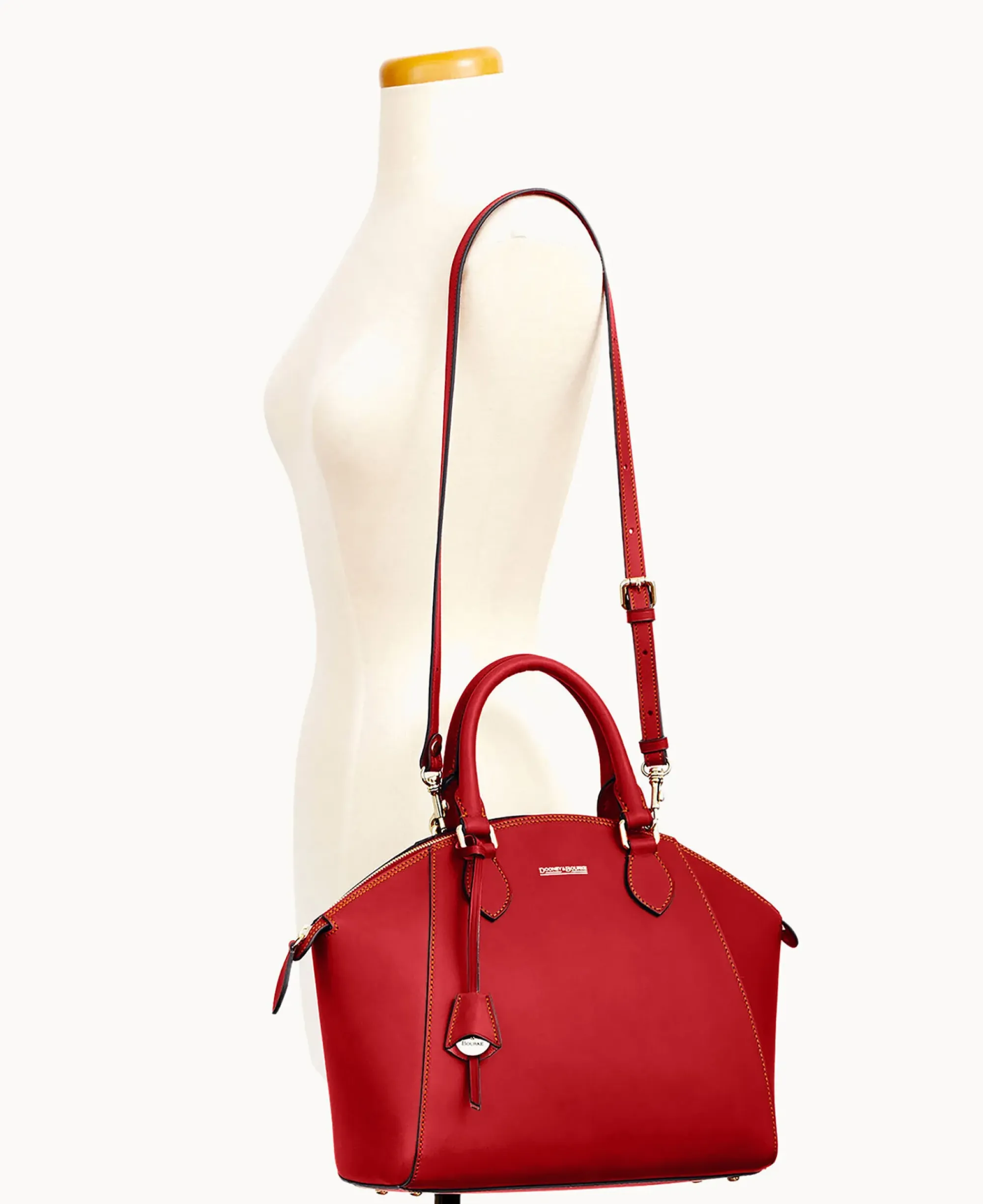 Dooney & Bourke The Alto Collection|Ready For the Getaway<Alto Sabrina Red