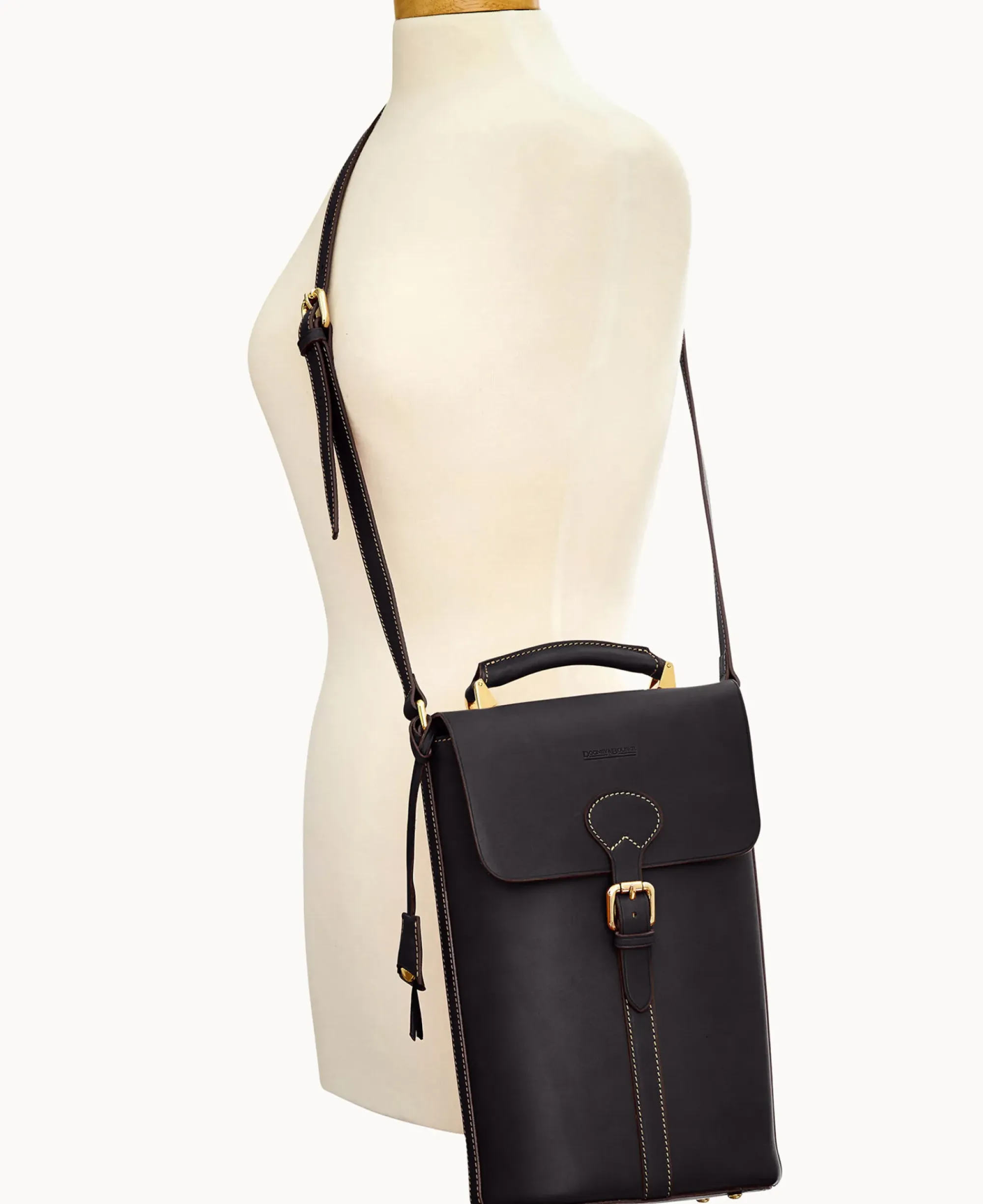 Dooney & Bourke The Alto Collection|Ready For the Getaway<Alto Wine Bottle Picnic Tote Black