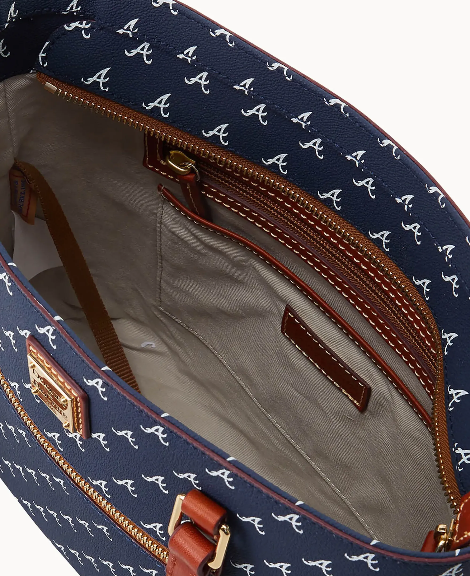 Dooney & Bourke Game Day Ready|Printed Fabric<MLB Shopper BRAVES