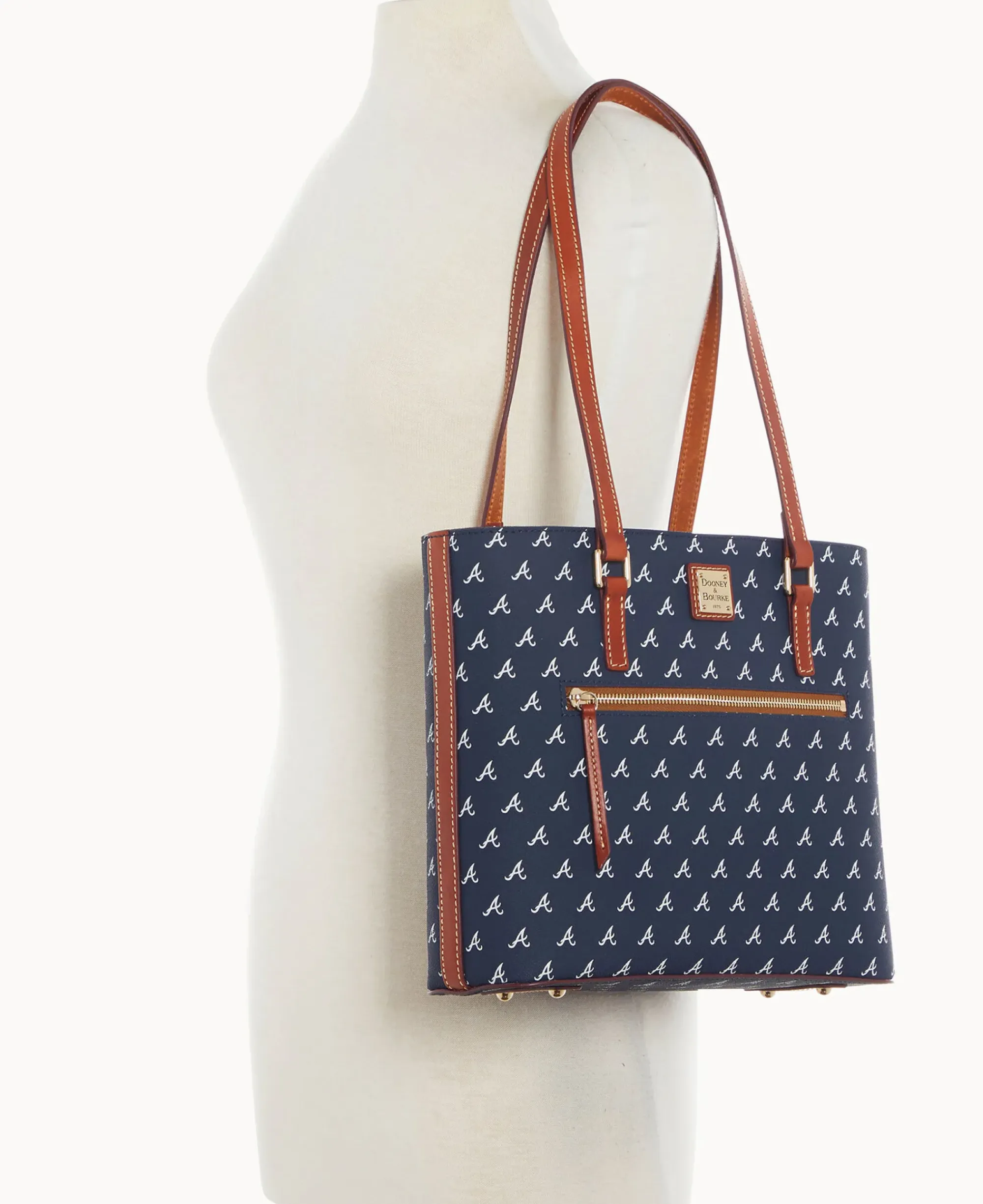 Dooney & Bourke Game Day Ready|Printed Fabric<MLB Shopper BRAVES