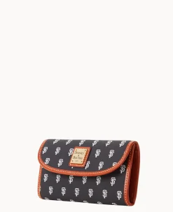 Dooney & Bourke Grab and Go|Clutches<MLB Continental Clutch GIANTS