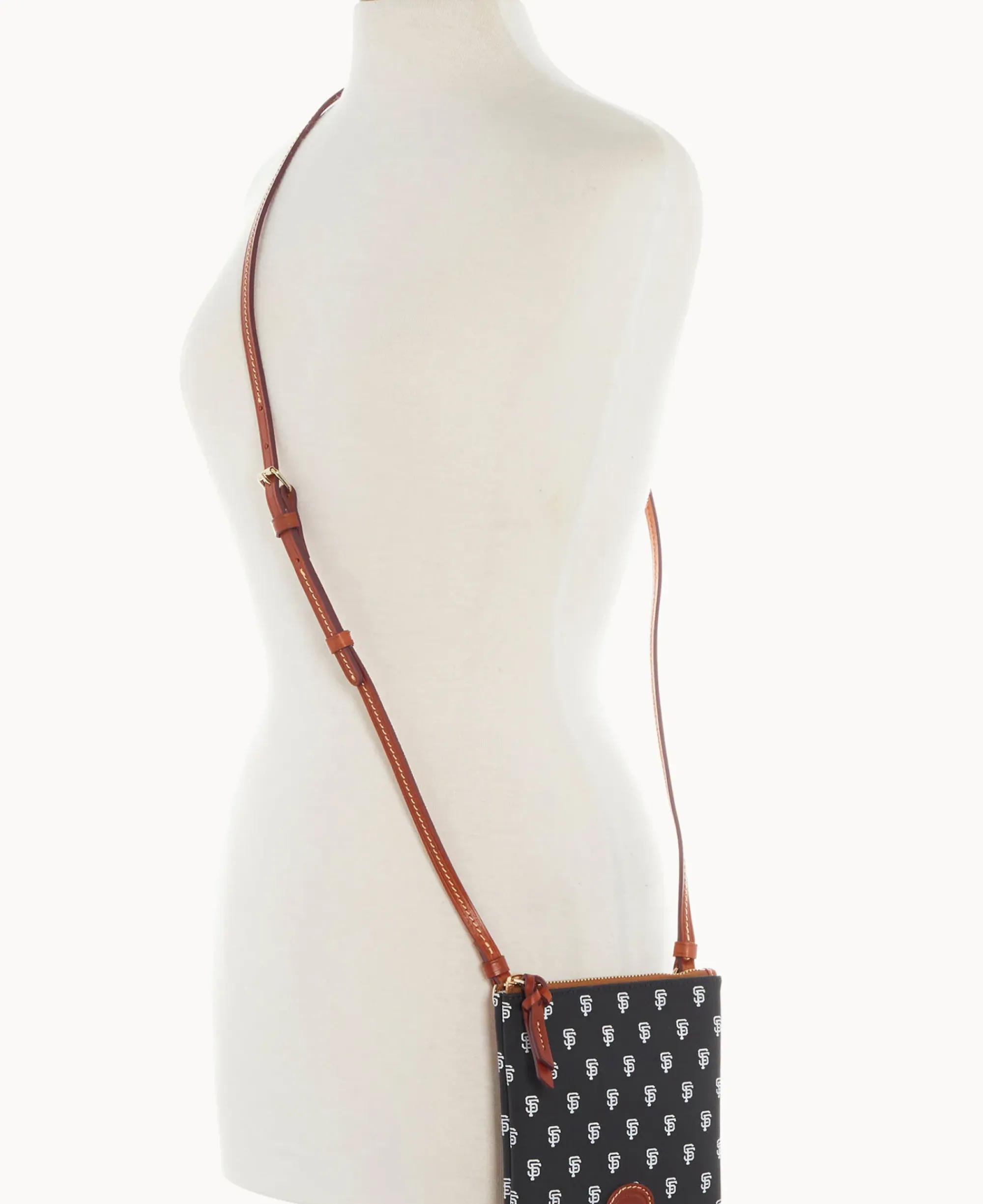 Dooney & Bourke Game Day Ready|Printed Fabric<MLB Small North South Top Zip Crossbody Giants
