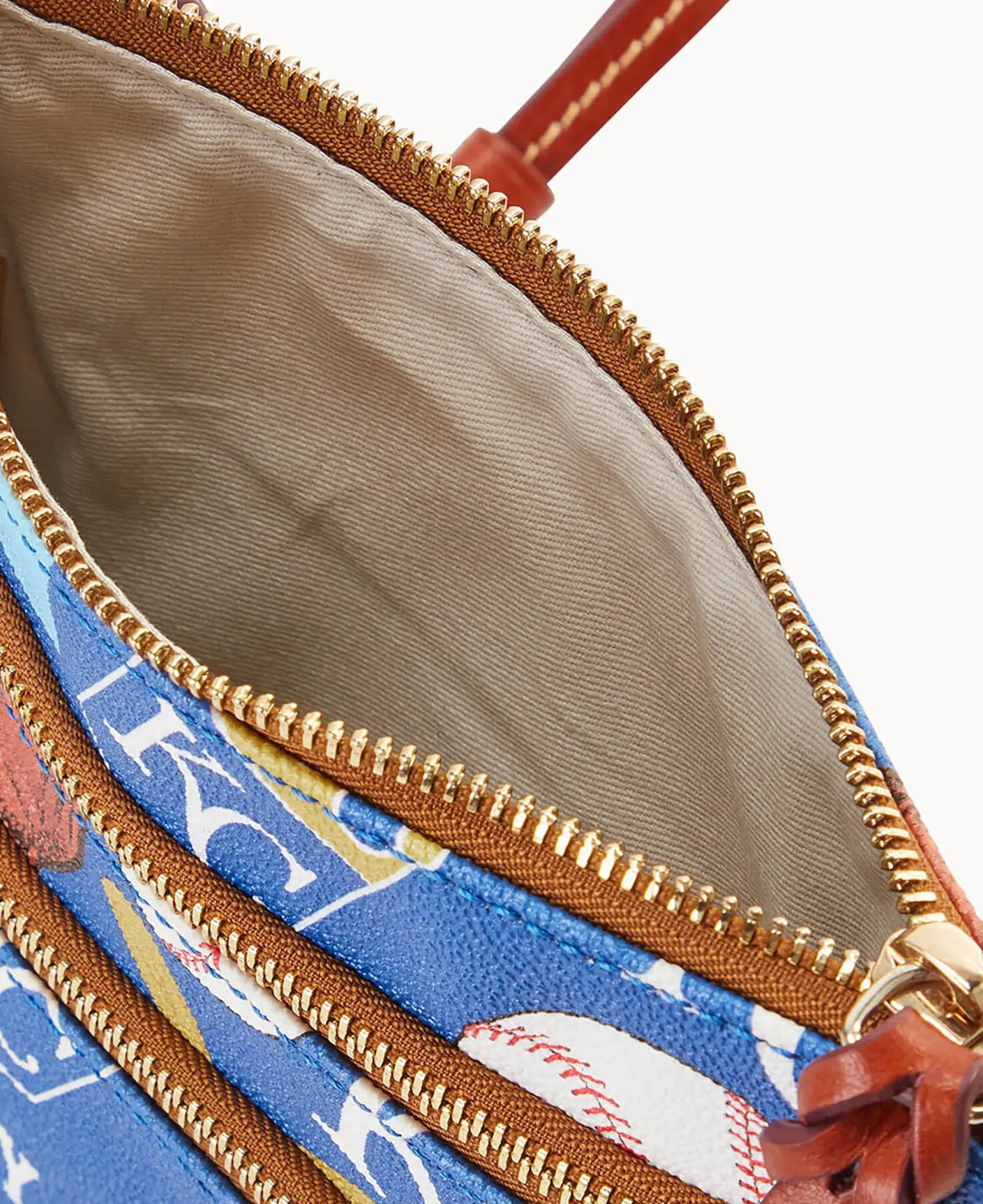 Dooney & Bourke Game Day Ready|Printed Fabric<MLB N S Triple Zip Crossbody Royals