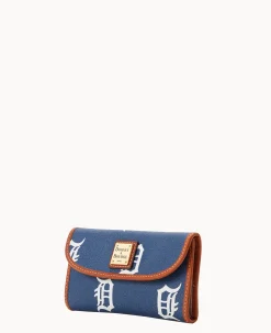 Dooney & Bourke Grab and Go|Clutches<MLB Continental Clutch Tigers