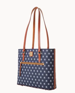 Dooney & Bourke Game Day Ready|Printed Fabric<MLB Shopper YANKEES