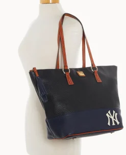Dooney & Bourke Game Day Ready|Printed Fabric<MLB Tobi Tote Yankees