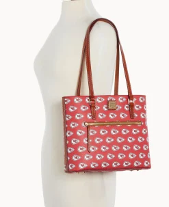 Dooney & Bourke Game Day Ready|Printed Fabric<NFL Shopper Chiefs