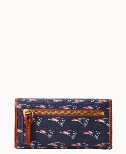 Dooney & Bourke Grab and Go|Clutches<NFL Cont Clutch PATRIOTS