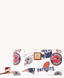 Dooney & Bourke Grab and Go|Wristlets<NFL Large Zip Around Wristlet PATRIOTS