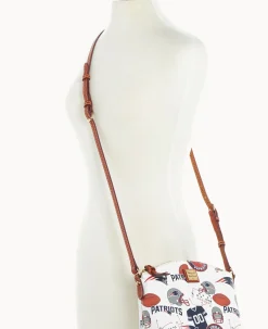 Dooney & Bourke Game Day Ready|Printed Fabric<NFL Suki Crossbody PATRIOTS
