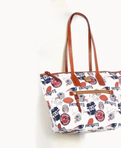 Dooney & Bourke Game Day Ready|Printed Fabric<NFL Tote PATRIOTS