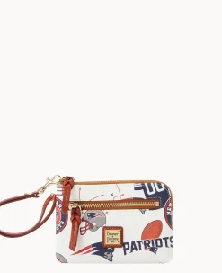Dooney & Bourke Grab and Go|Wristlets<NFL Zip Around Wristlet Patriots
