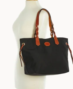 Dooney & Bourke Spring Style|Ready For the Getaway<Nylon Shopper Black