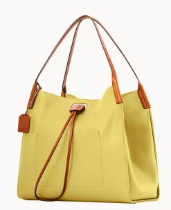 Dooney & Bourke Ready For the Getaway|Textured Leather<Oncour Twist Full Up Two Butter