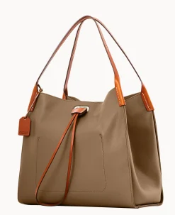 Dooney & Bourke Ready For the Getaway|Textured Leather<Oncour Twist Full Up Two Camel