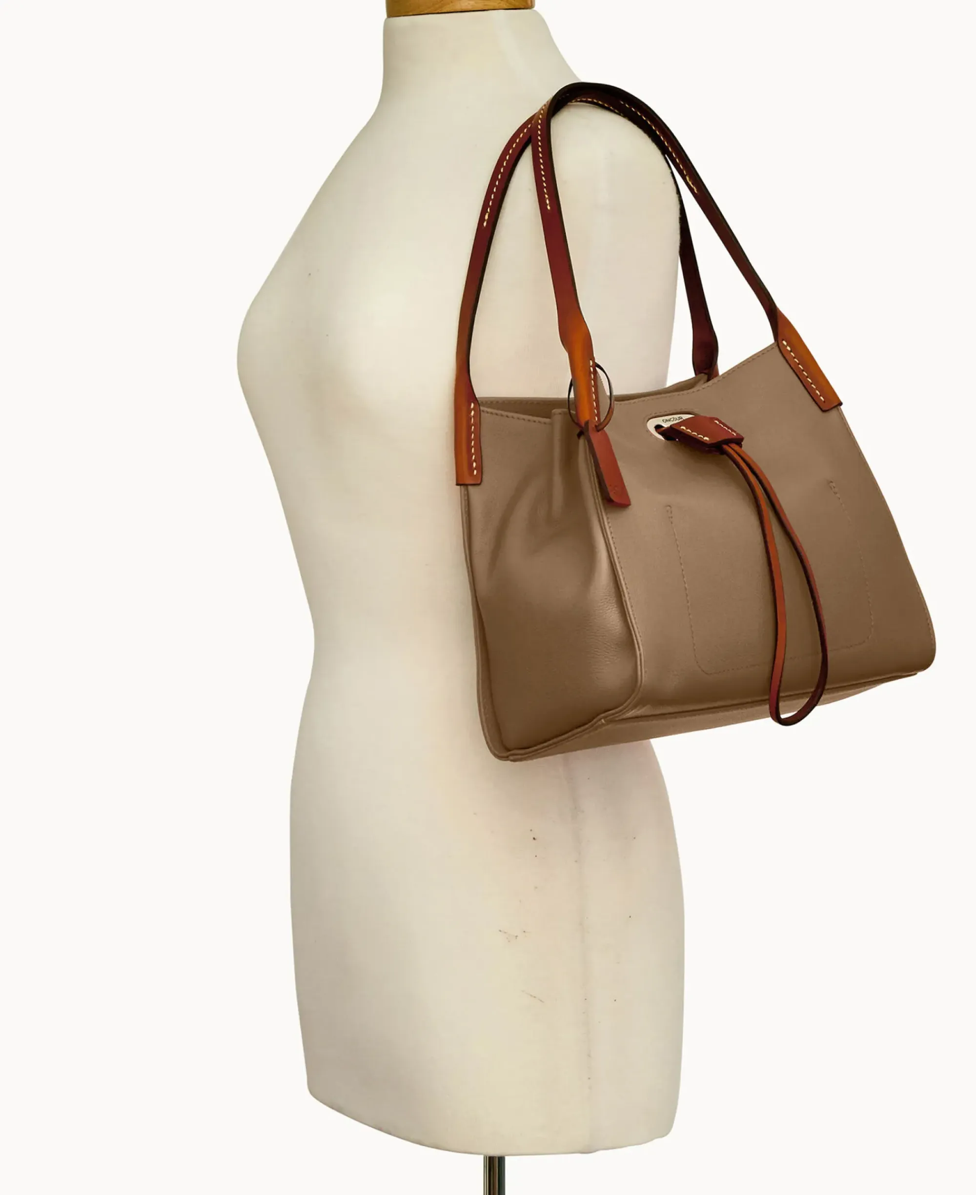 Dooney & Bourke Ready For the Getaway|Textured Leather<Oncour Twist Mini Full Up Camel