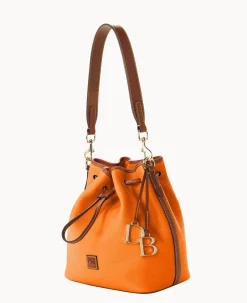 Dooney & Bourke The Pebble Grain Collection|Ready For the Getaway<Pebble Grain Drawstring Clementine
