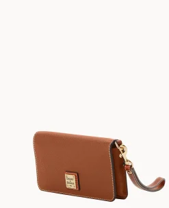 Dooney & Bourke The Pebble Grain Collection|Grab and Go<Pebble Grain Fey Phone Wristlet Caramel