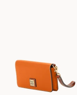 Dooney & Bourke The Pebble Grain Collection|Grab and Go<Pebble Grain Fey Phone Wristlet Clementine