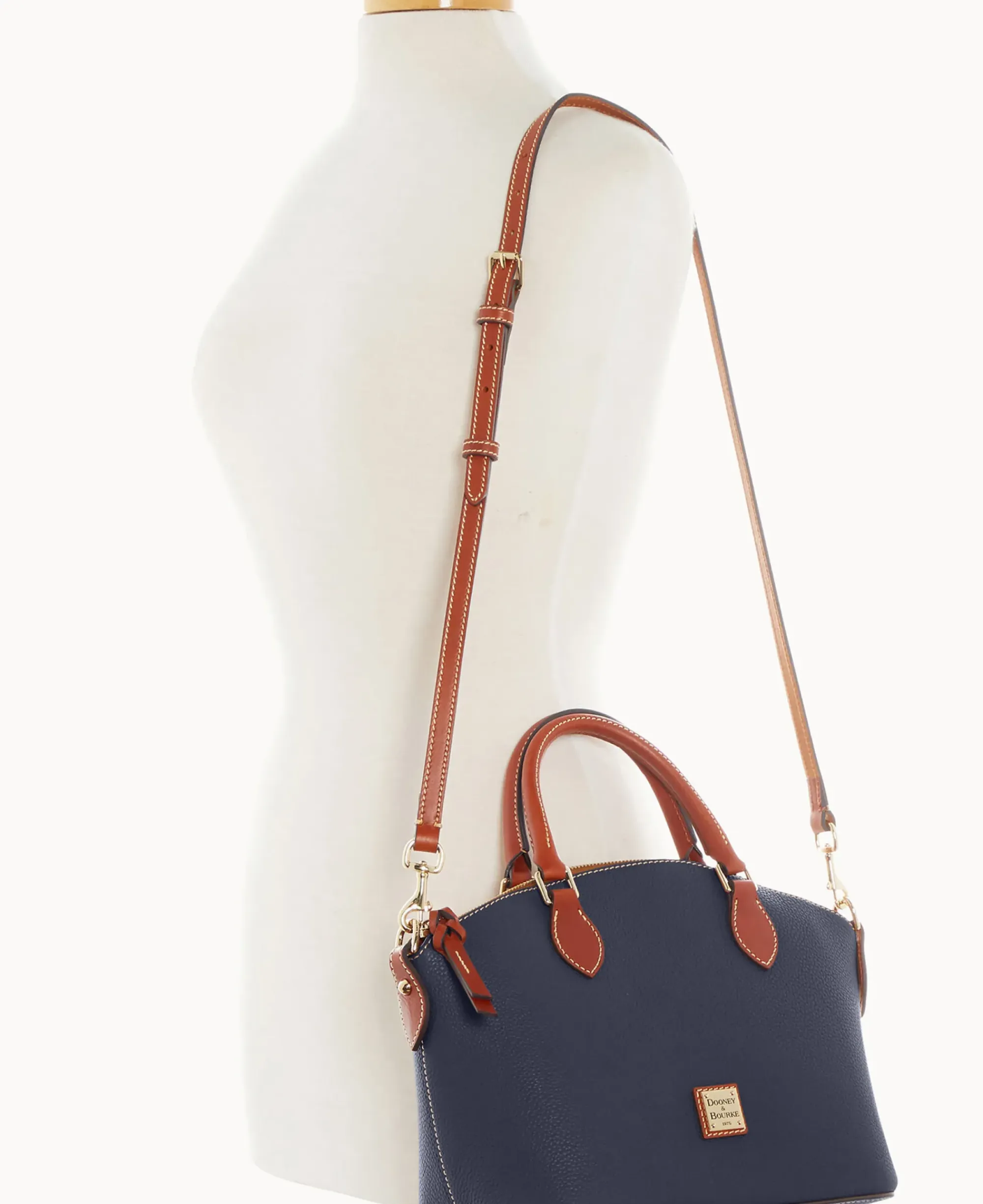 Dooney & Bourke The Pebble Grain Collection|Pebbled Leather<Pebble Grain Geena Satchel Midnight Blue