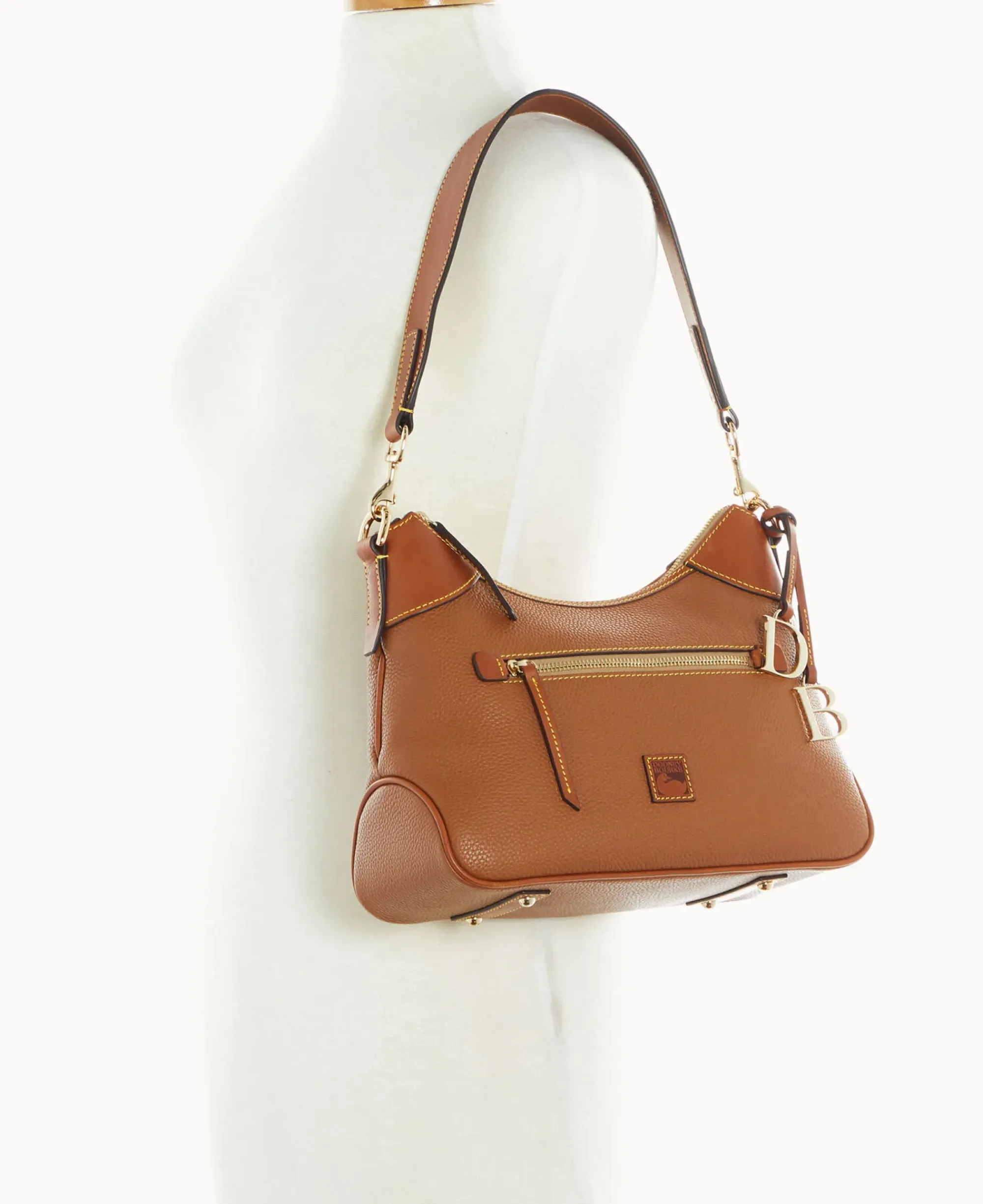 Dooney & Bourke The Pebble Grain Collection|Ready For the Getaway<Pebble Grain Hobo Caramel