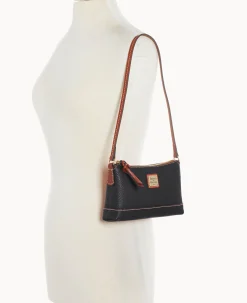 Dooney & Bourke The Pebble Grain Collection|Pebbled Leather<Pebble Grain Izzy Bag Black