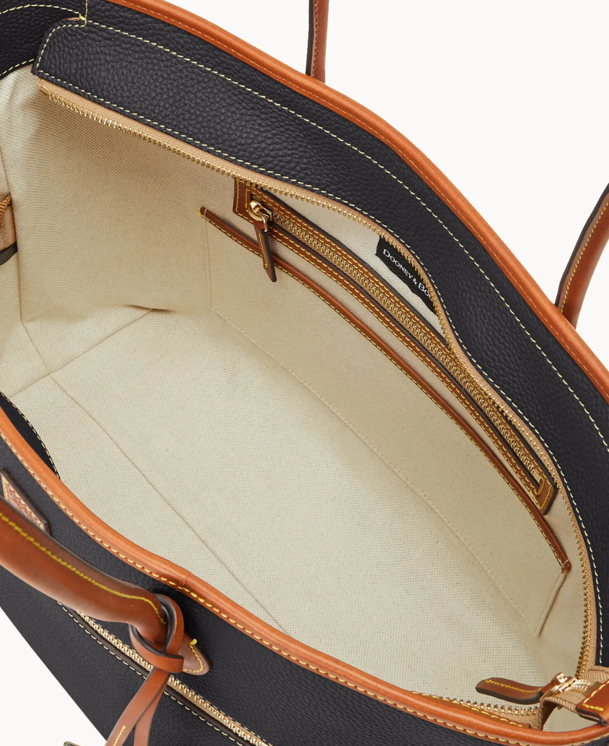 Dooney & Bourke The Pebble Grain Collection|Ready For the Getaway<Pebble Grain Large Tote Black
