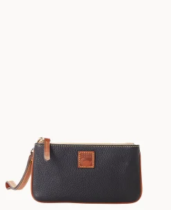 Dooney & Bourke The Pebble Grain Collection|Grab and Go<Pebble Grain Medium Wristlet Black