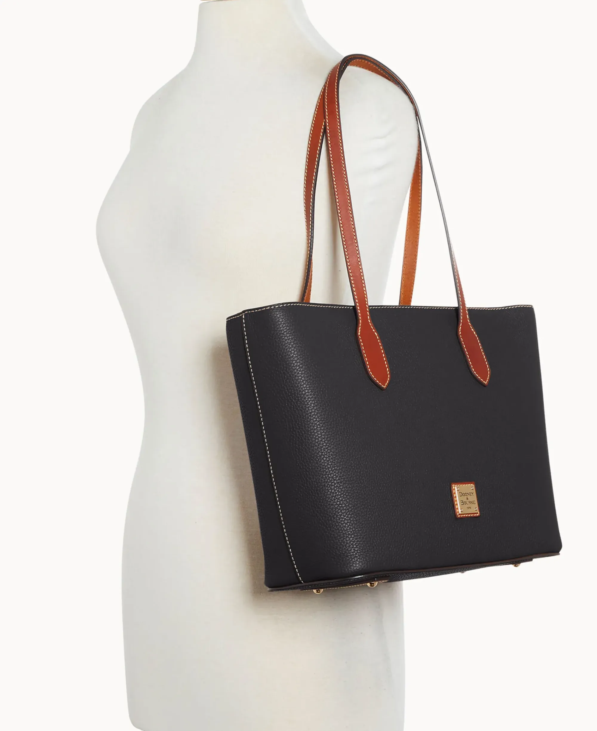 Dooney & Bourke The Pebble Grain Collection|Pebbled Leather<Pebble Grain Tote Black