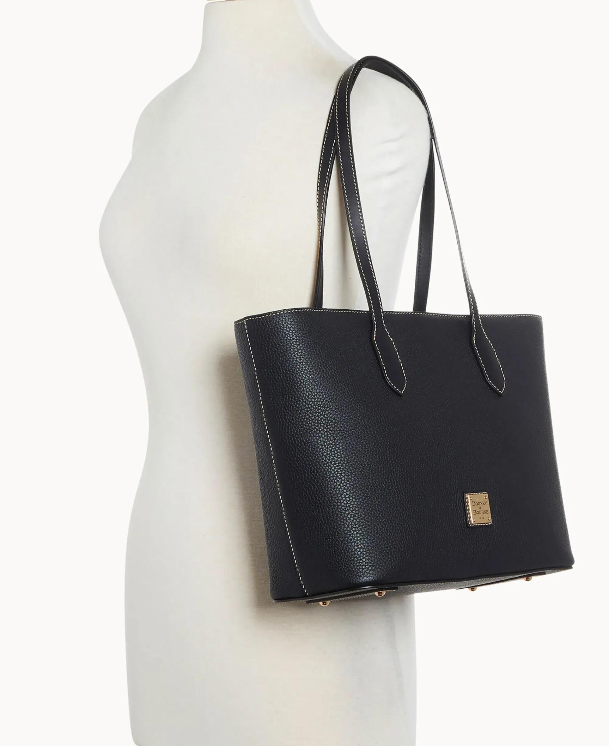Dooney & Bourke The Pebble Grain Collection|Pebbled Leather<Pebble Grain Tote Black Black
