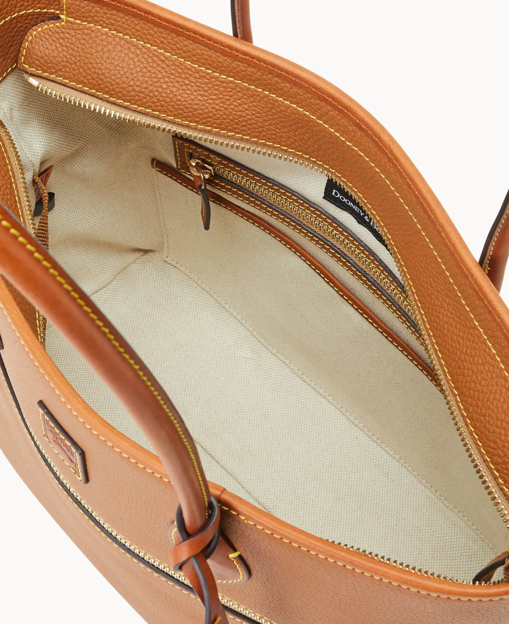 Dooney & Bourke The Pebble Grain Collection|Ready For the Getaway<Pebble Grain Tote Caramel