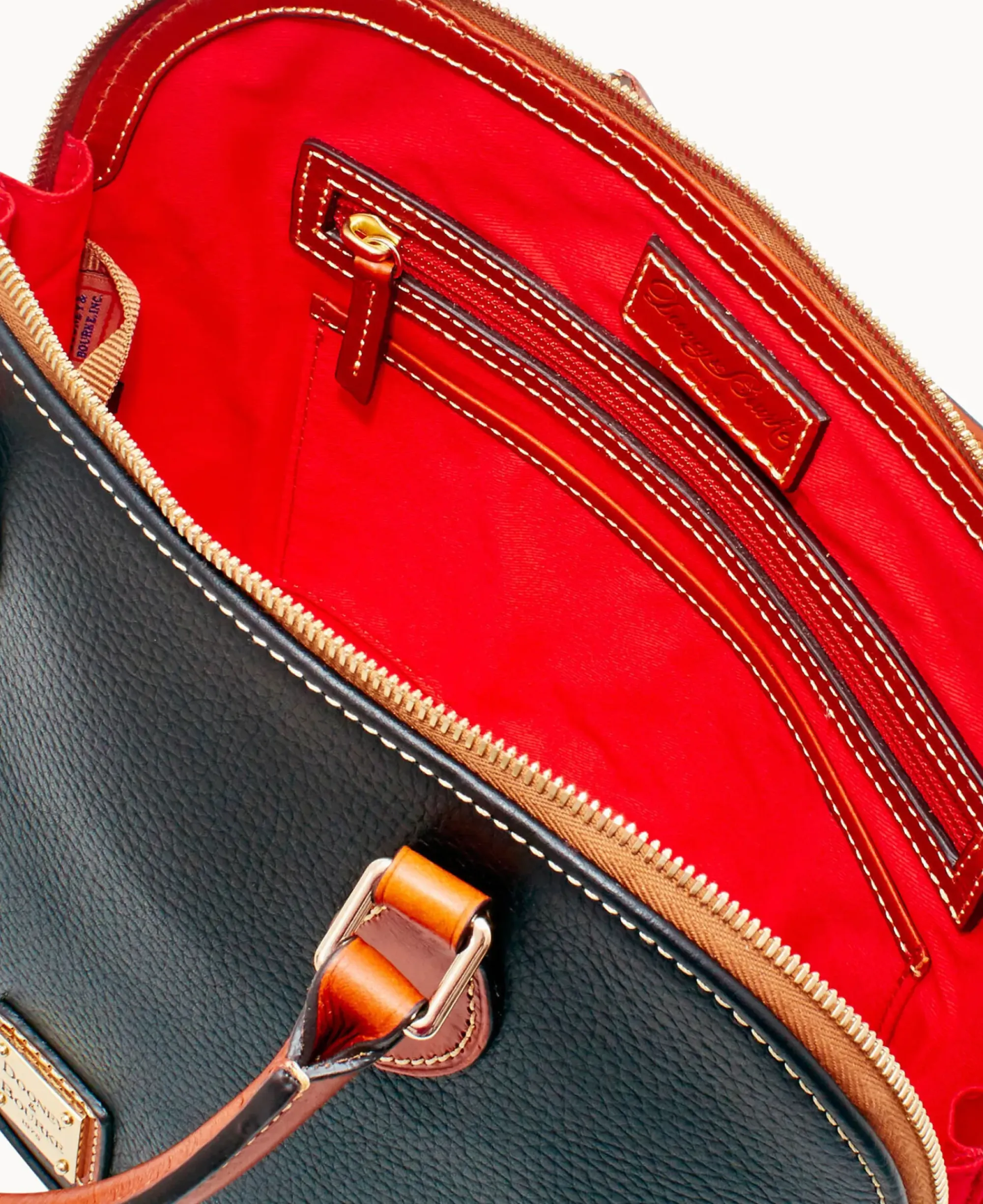 Dooney & Bourke Ready For the Getaway|Pebbled Leather<Pebble Grain Zip Zip Satchel Black