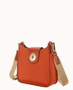 Dooney & Bourke The Pebble Turnlock Collection|Pebbled Leather<Pebble Turnlock Messenger 28 Coral