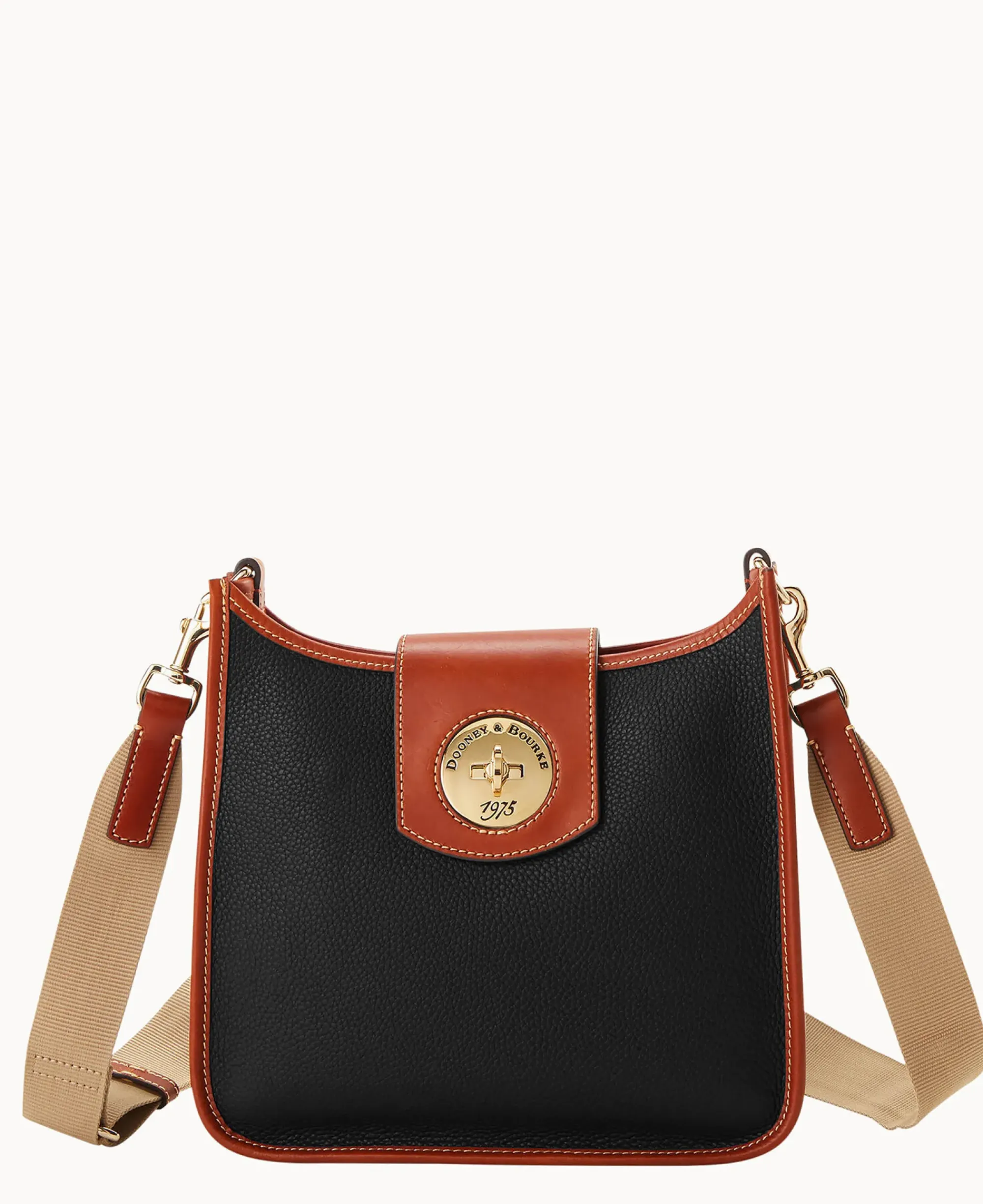 Dooney & Bourke The Pebble Turnlock Collection|Pebbled Leather<Pebble Turnlock Messenger 28 Black