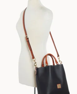 Dooney & Bourke Picnic in the Park|Pebbled Leather<Penrose Small Barlow Black