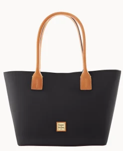 Dooney & Bourke The Saffiano Collection|Textured Leather<Saffiano Small Russel Black