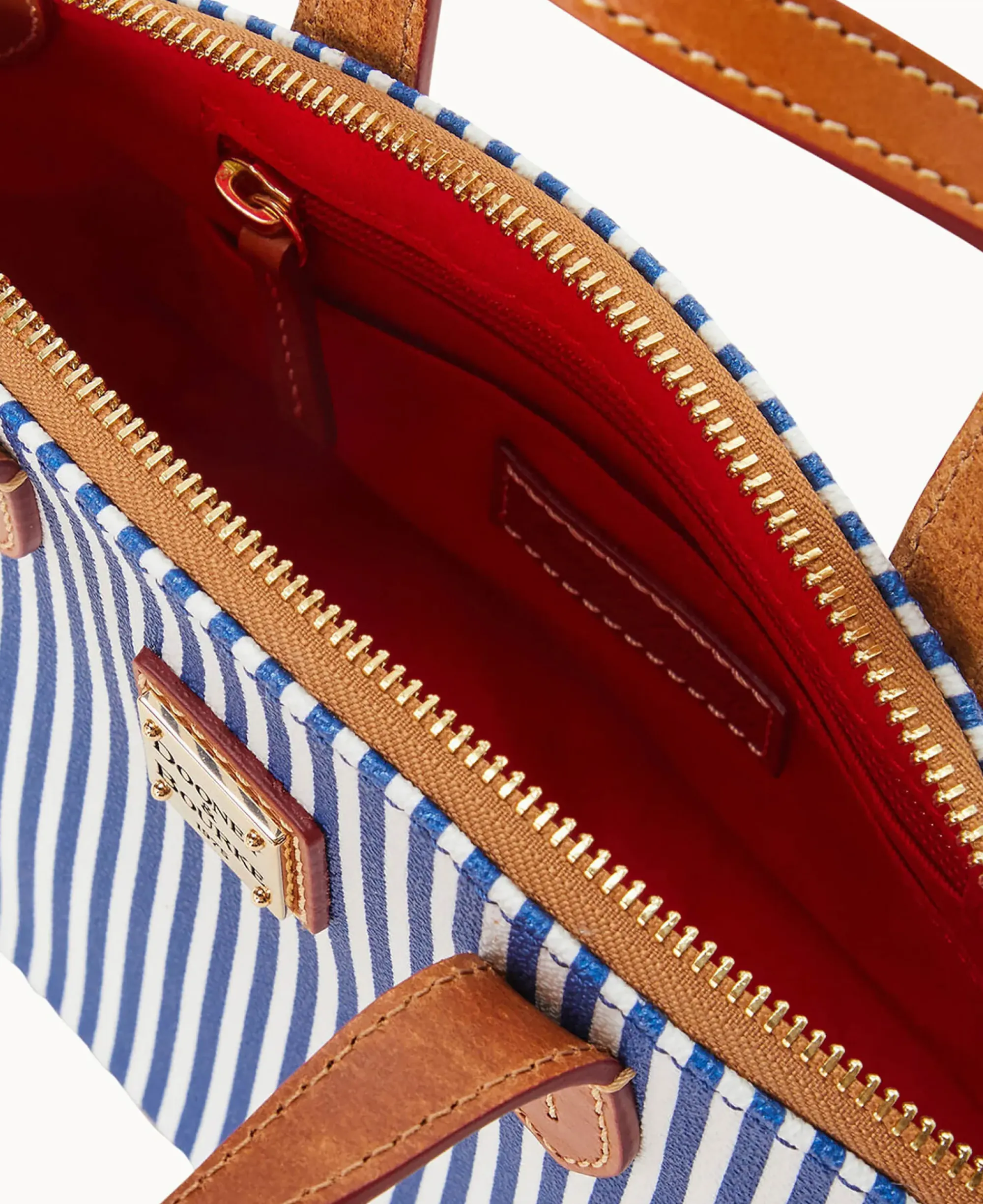 Dooney & Bourke Spring Style|Nylon<Seaview Ruby Navy