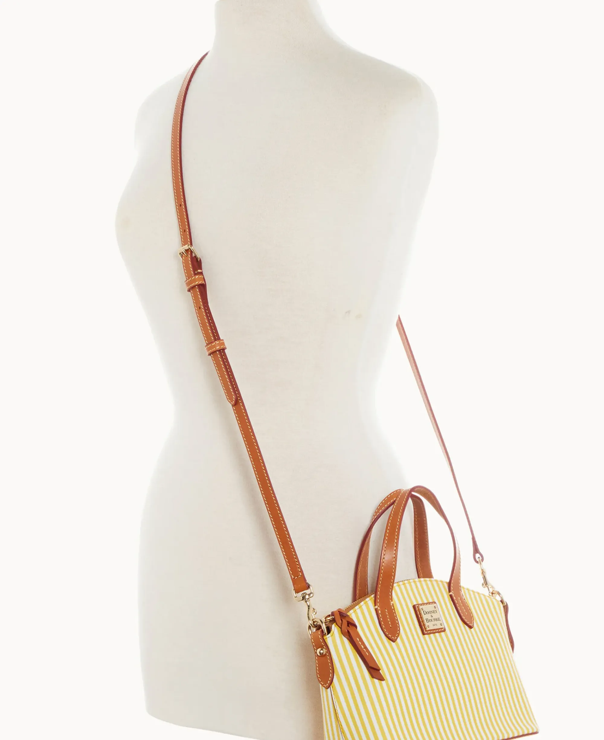 Dooney & Bourke Spring Style|Nylon<Seaview Ruby Sunflower