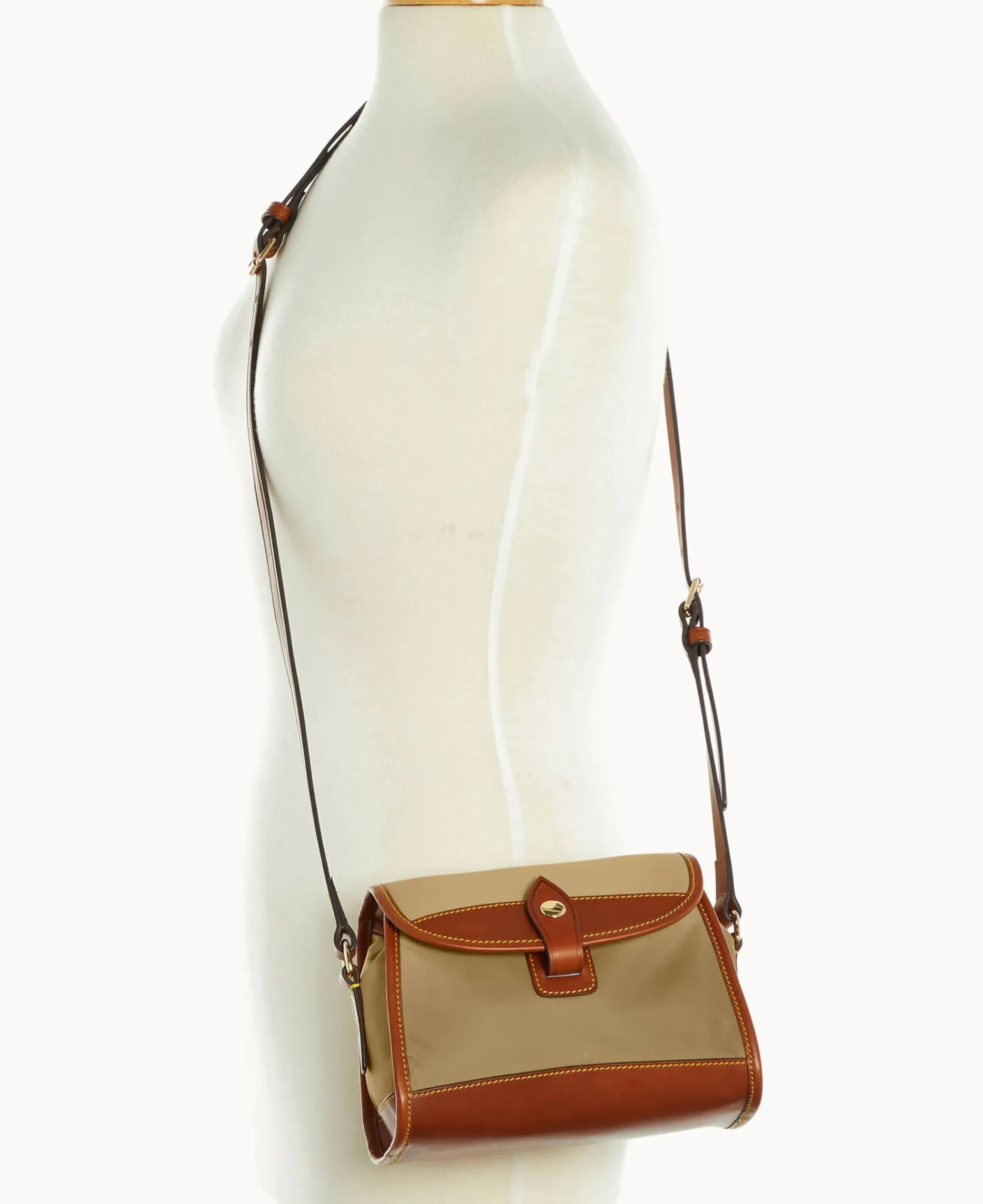 Dooney & Bourke The Wayfarer Collection|Nylon<Wayfarer Flap Crossbody Taupe