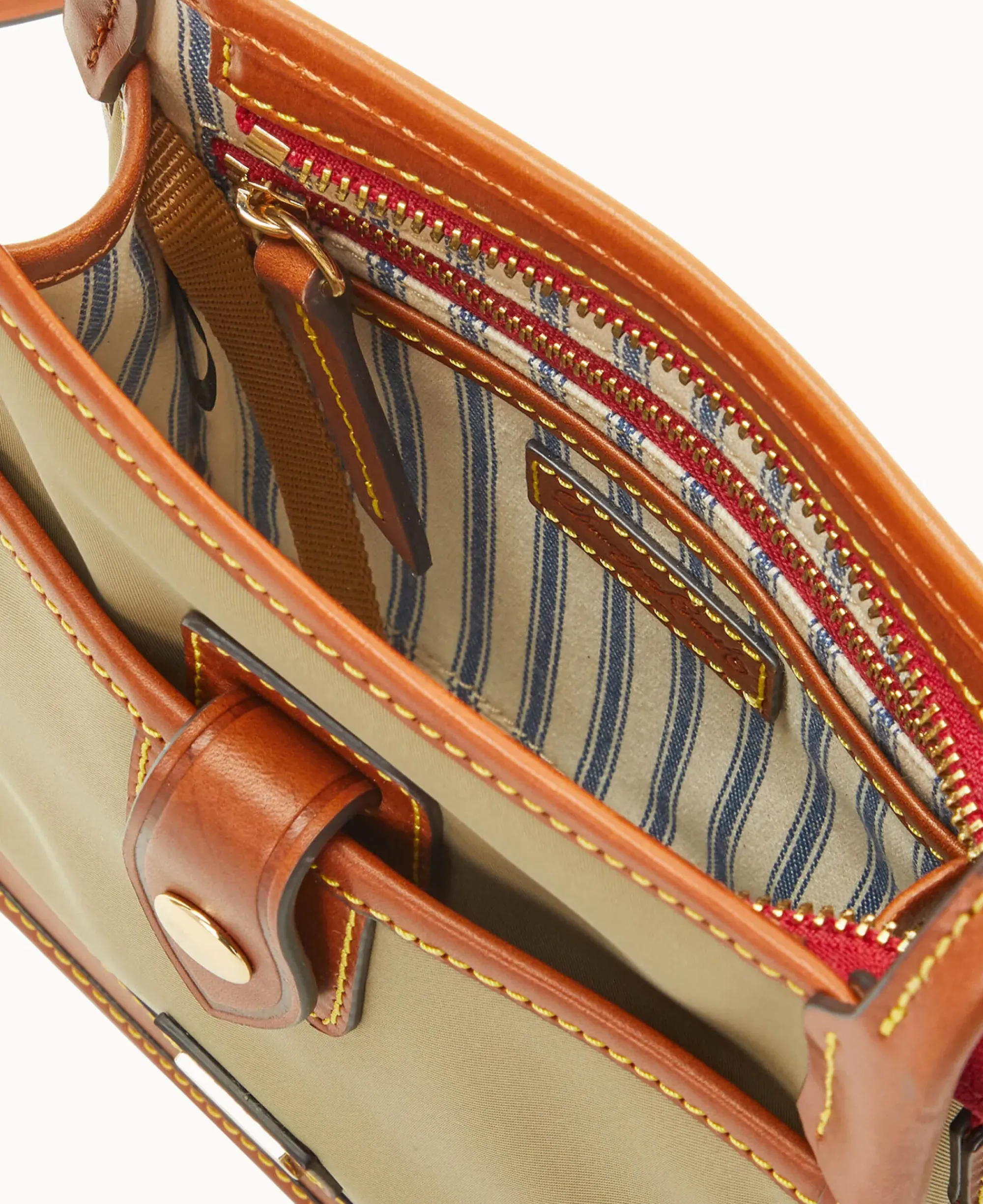 Dooney & Bourke The Wayfarer Collection|Nylon<Wayfarer Letter Carrier Taupe