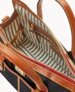 Dooney & Bourke The Wayfarer Collection|Ready For the Getaway<Wayfarer Satchel Black