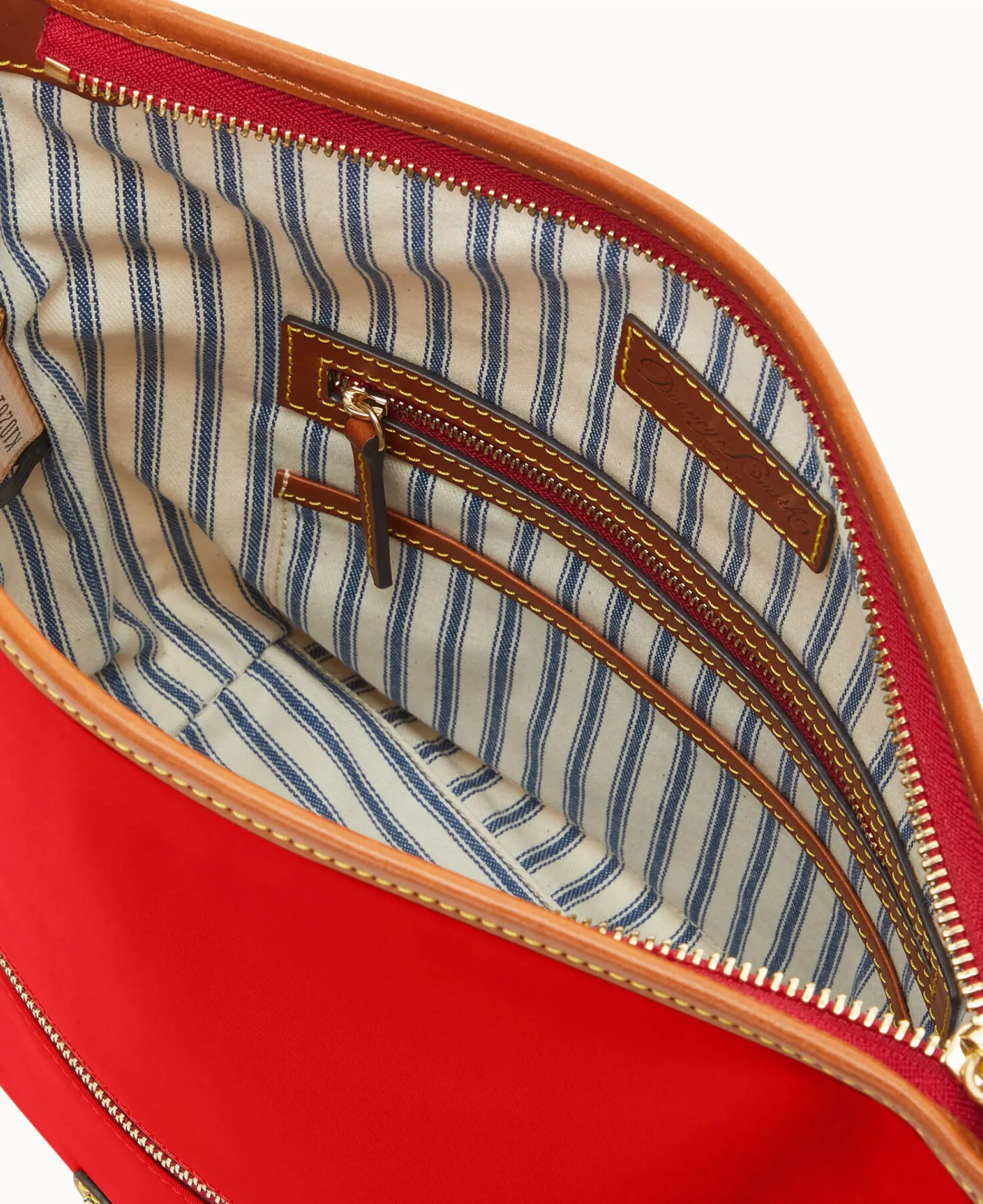 Dooney & Bourke The Wayfarer Collection|Nylon<Wayfarer Small Hobo Crossbody Red