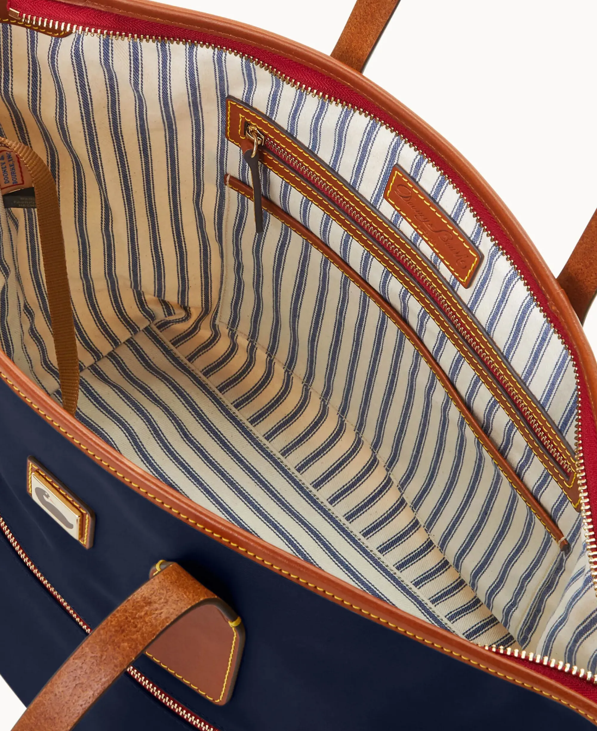 Dooney & Bourke The Wayfarer Collection|Ready For the Getaway<Wayfarer Tote Navy