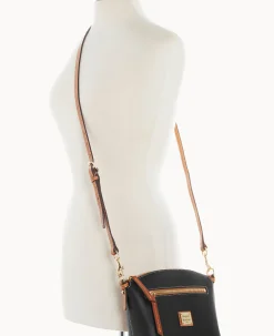 Dooney & Bourke Smooth Leather|Mini Bags<Wexford Leather Domed Crossbody Black